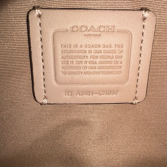 Coach Cream Leather Handbag - Picture 5 of 6